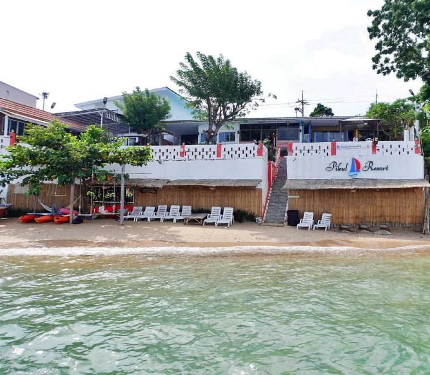 Pikun Resort Koh Larn Extérieur photo
