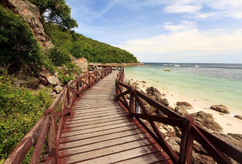 Pikun Resort Koh Larn Extérieur photo